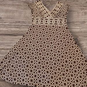 Maggy L Brown Cream Geometric Midi Dress Flattering V Neck Work Date Night